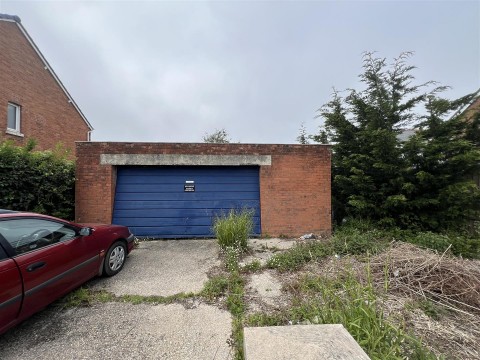 View Full Details for 1 Waverley Road, Weymouth